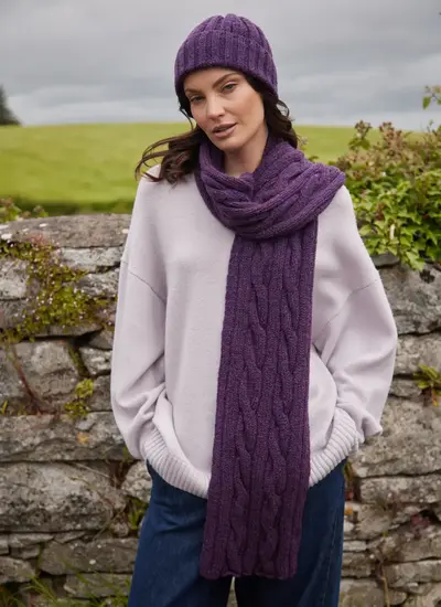 Fisherman Donegal Cable Scarf Blackcurrant